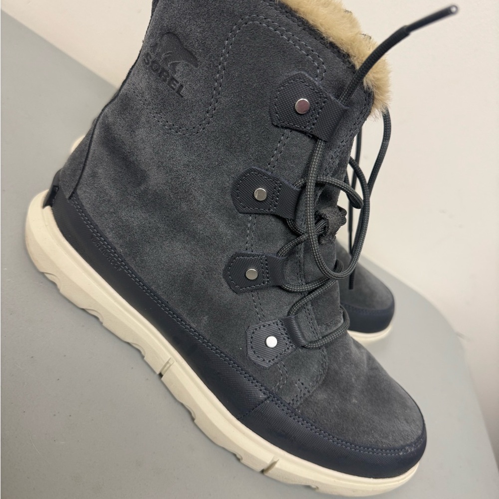 Sorel Gray Suede Winter Boots